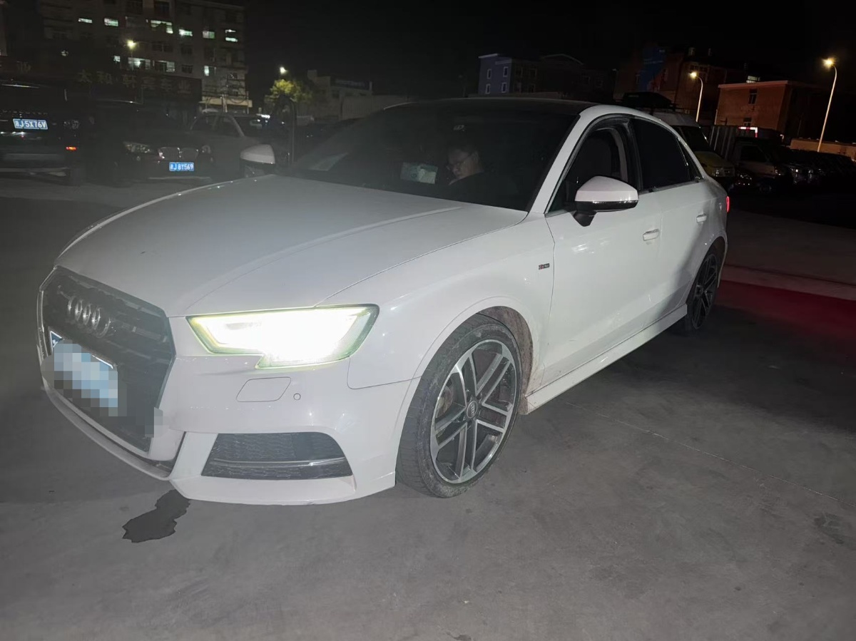 Audi A3 2018 #2 Audi A3 2018 car image #2