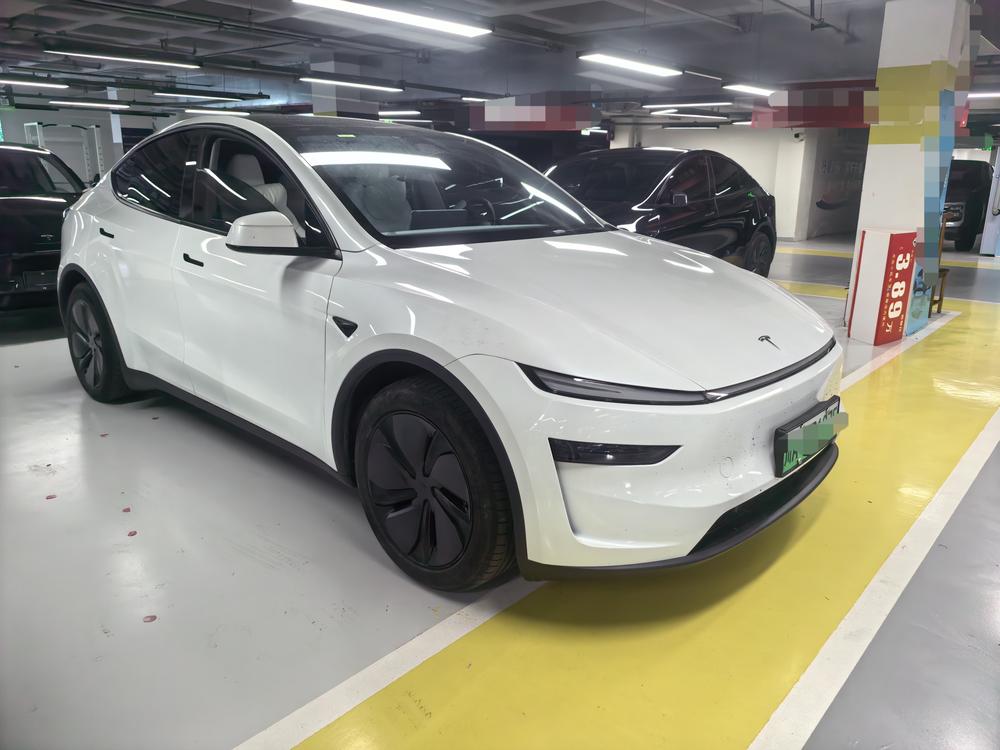 Tesla Model Y 2025 #3 Tesla Model Y 2025 изображение автомобиля #3