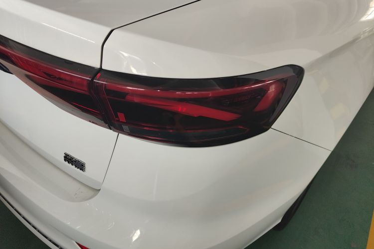GEELY Emgrand 2022 car image #8