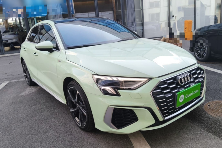 Audi A3 2023 immagine di auto #4