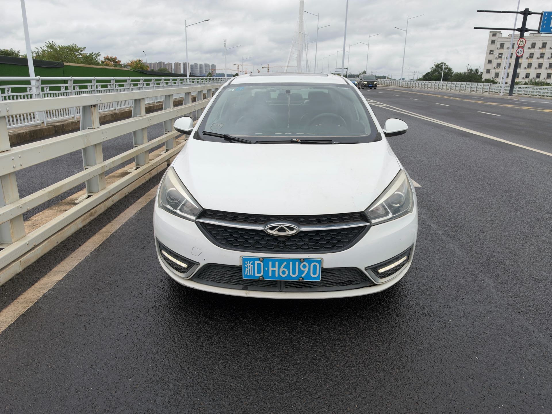 Chery Arrizo 5 2016 car image #2