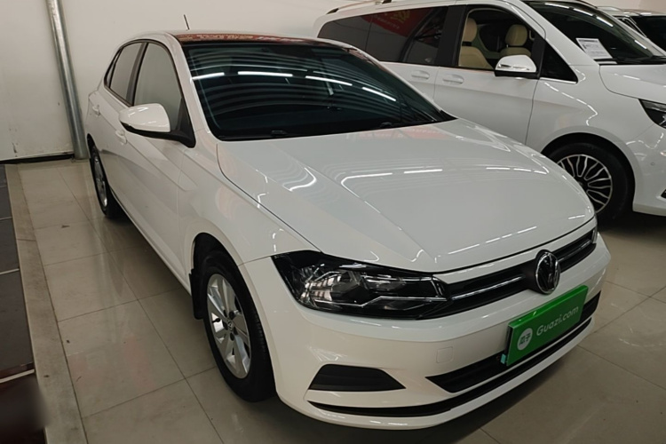 Volkswagen Polo 2020 car image #4