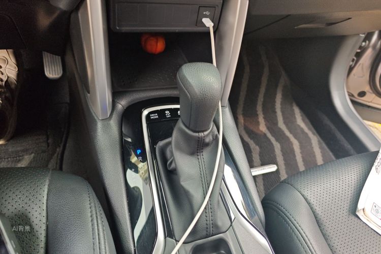 Toyota Corolla Cross 2024 изображение автомобиля #16