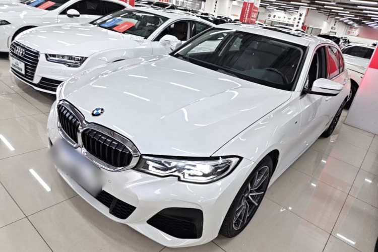 BMW 3 Series 2021 #2 BMW 3 Series 2021 car image #2