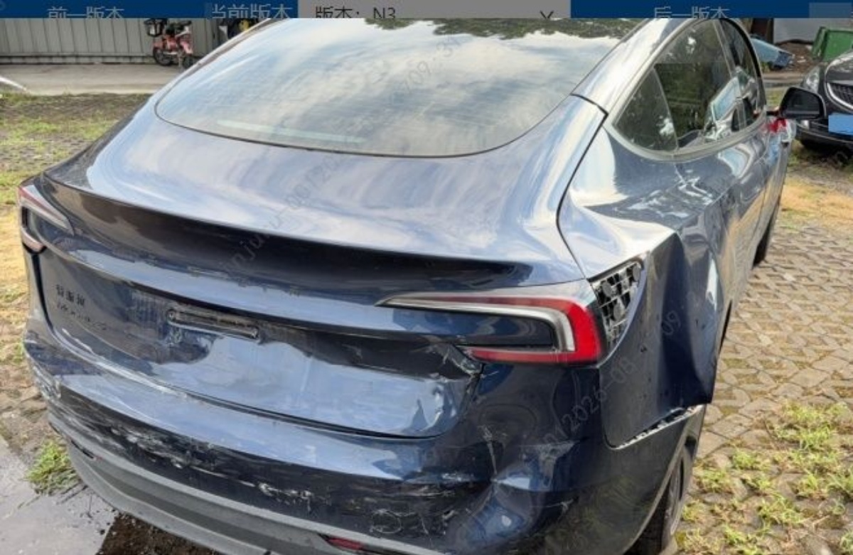 Tesla Model 3 2026 car image #5