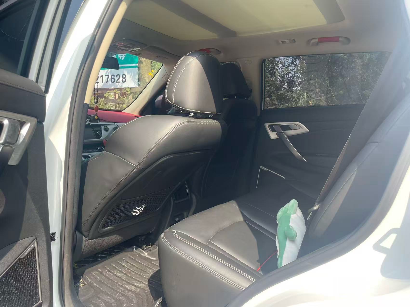 GEELY Boyue 2019 #3 GEELY Boyue 2019 car image #3