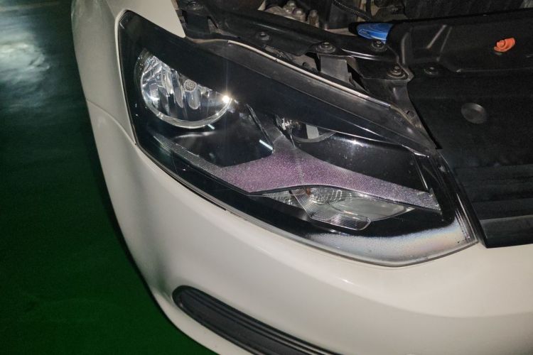 Volkswagen Polo 2016 car image #8