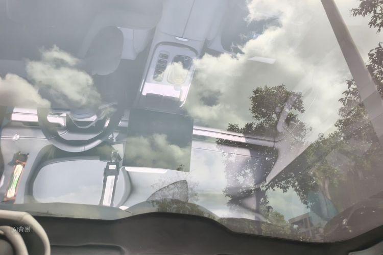 MI SU7 2024 immagine di auto #20