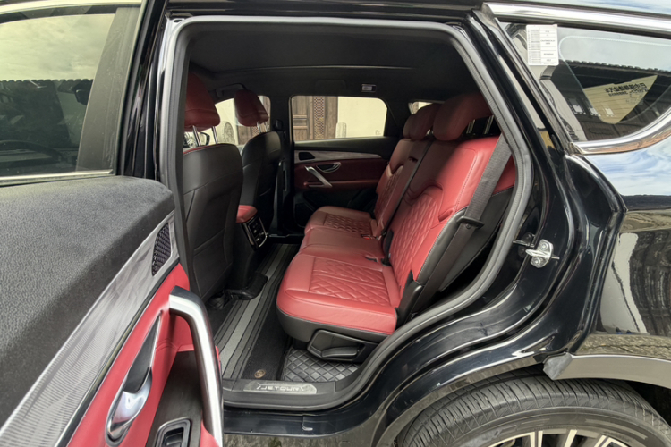 Jetour X70 PLUS 2024 immagine di auto #15