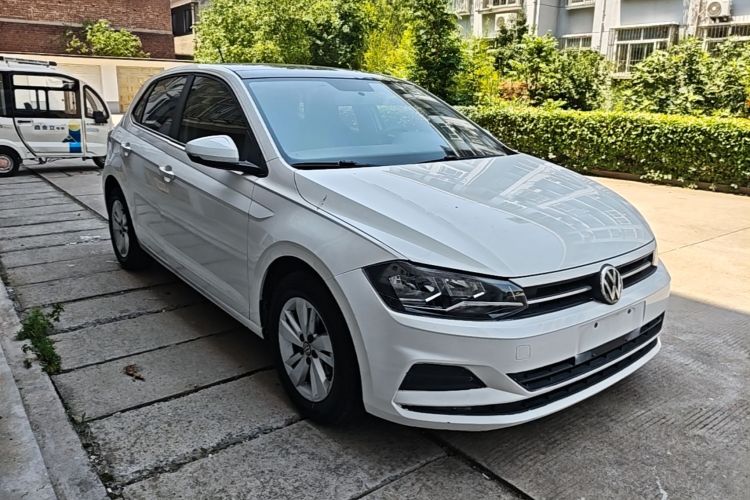 Volkswagen Polo 2020 car image #6