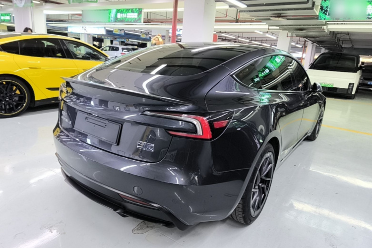 Tesla Model 3 2024 car image #5