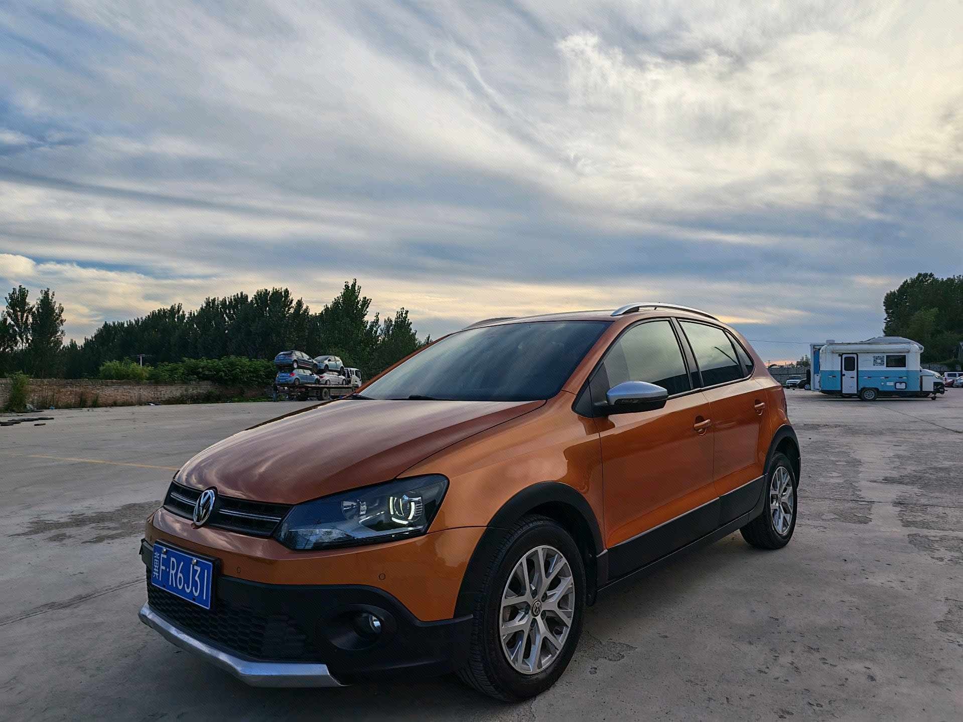 Volkswagen Polo 2016 Volkswagen Polo 2016 car image