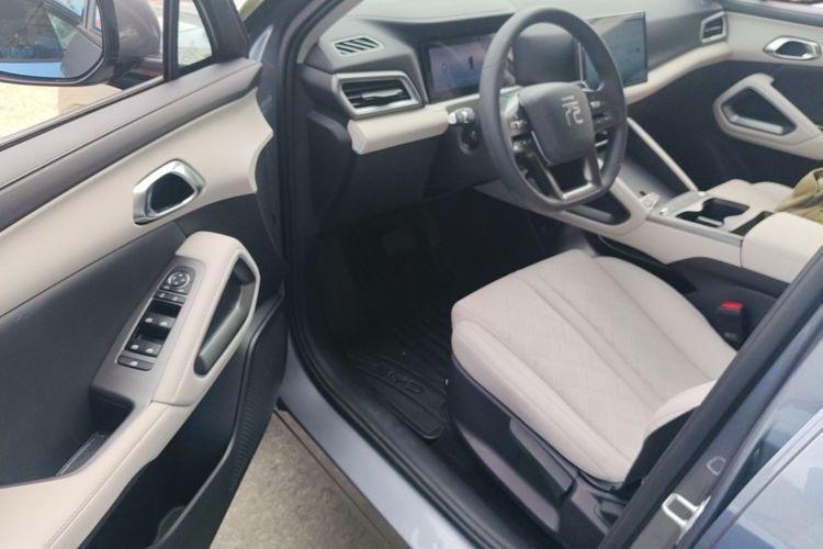 BYD YuanUP 2025 car image #16
