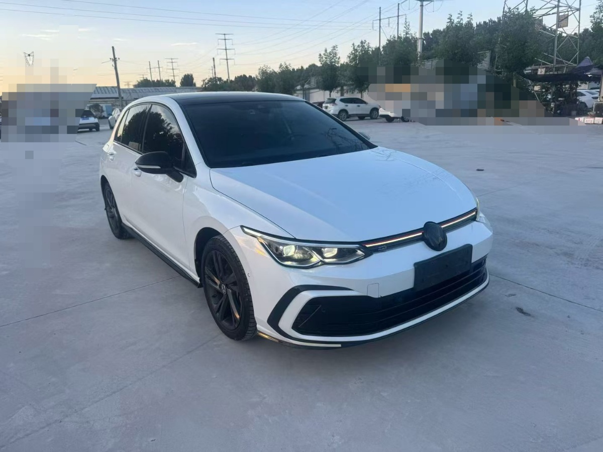 Volkswagen Golf 2021 #2 Volkswagen Golf 2021 صورة سيارة #2