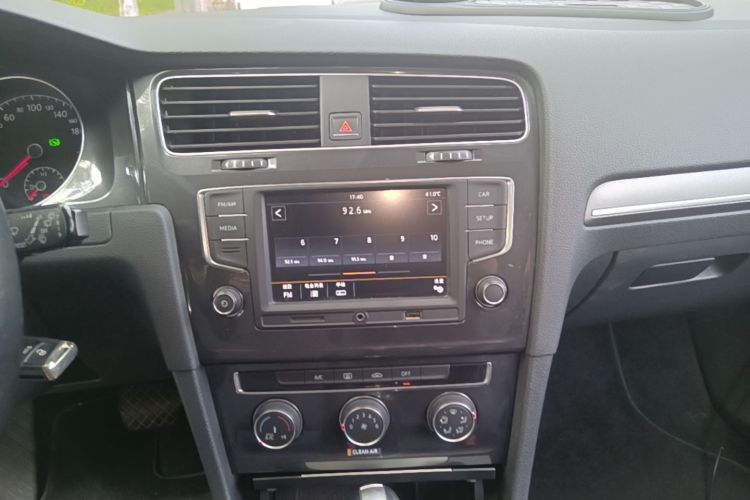 Volkswagen Golf 2017 #13 Volkswagen Golf 2017 car image #13