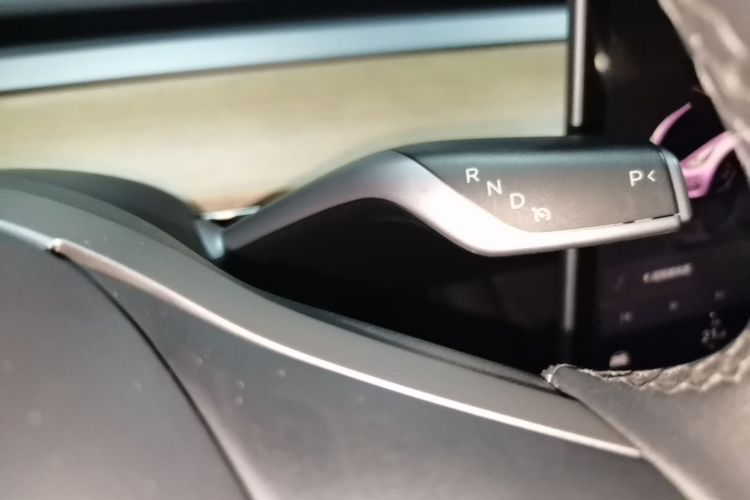 Tesla Model 3 2022 immagine di auto #14
