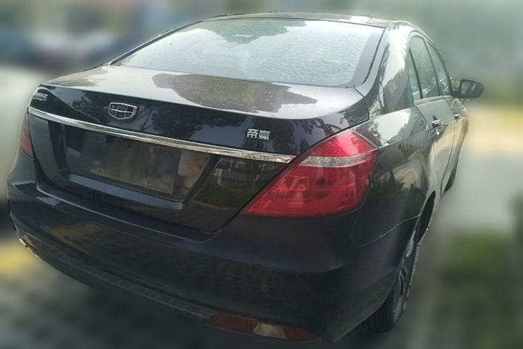 GEELY Emgrand 2016 car image #7