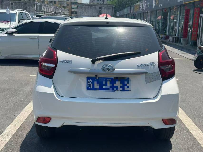 Toyota Vios FS 2022 imagen de coche #9