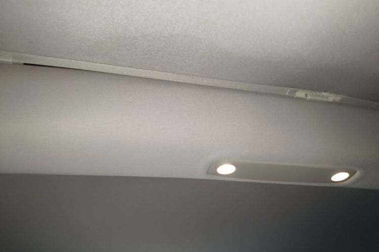 Tesla Model 3 2021 car image #18