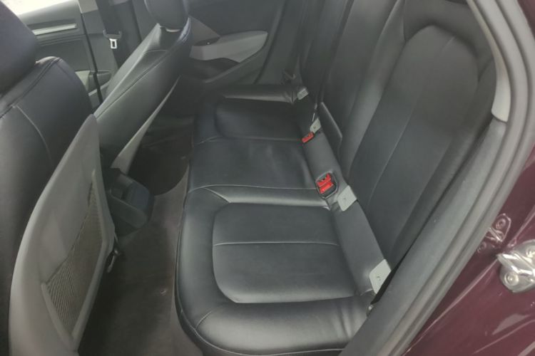 Audi A3 2019 صورة سيارة #17