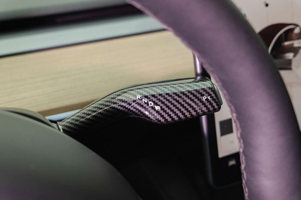 Tesla Model 3 2023 car image #18