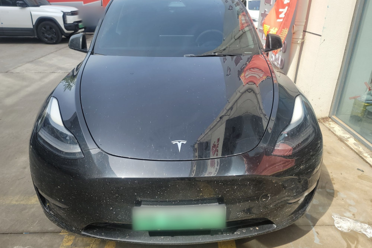 Tesla Model Y 2022 car image #3