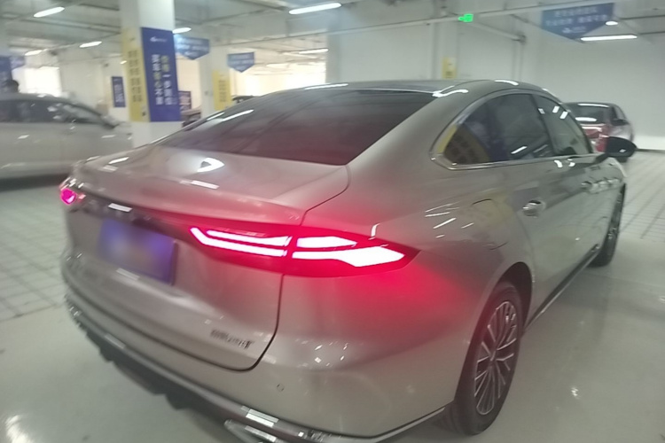 GEELY Emgrand 2026 #5 GEELY Emgrand 2026 car image #5