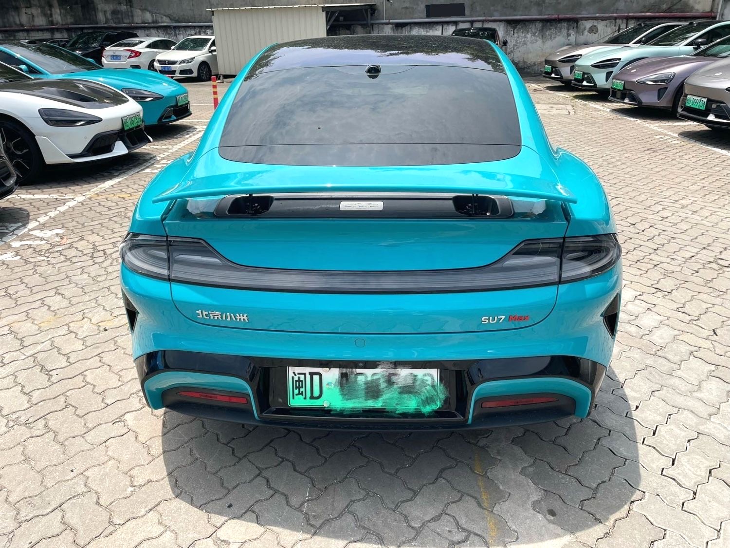 MI SU7 2024 car image #4