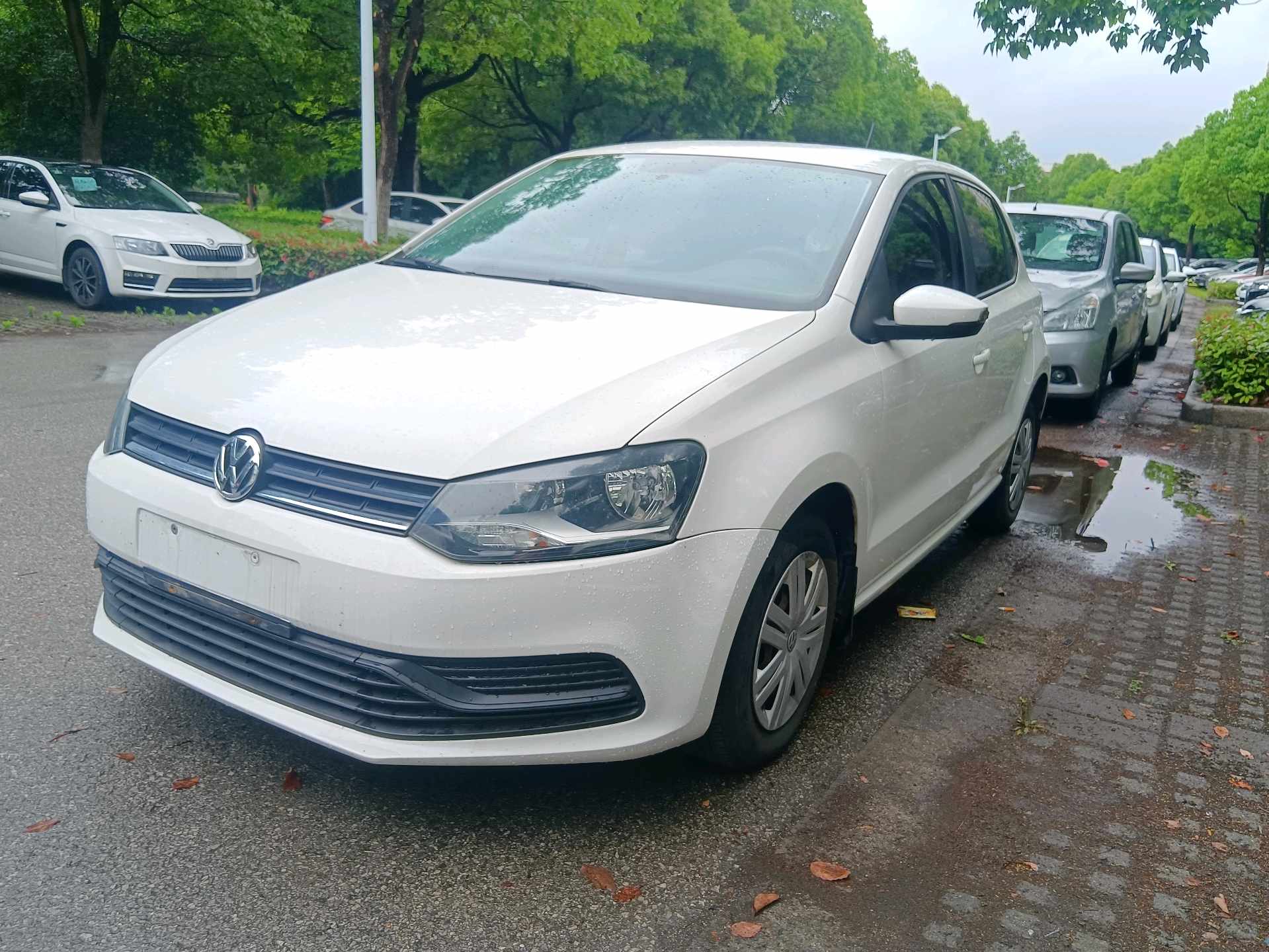 Volkswagen Polo 2018 Volkswagen Polo 2018 car image