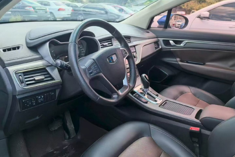 GEELY Emgrand GS 2017 car image #14
