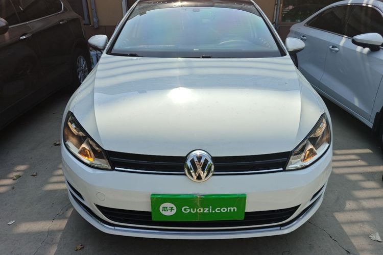 Volkswagen Golf 2015 car image #3