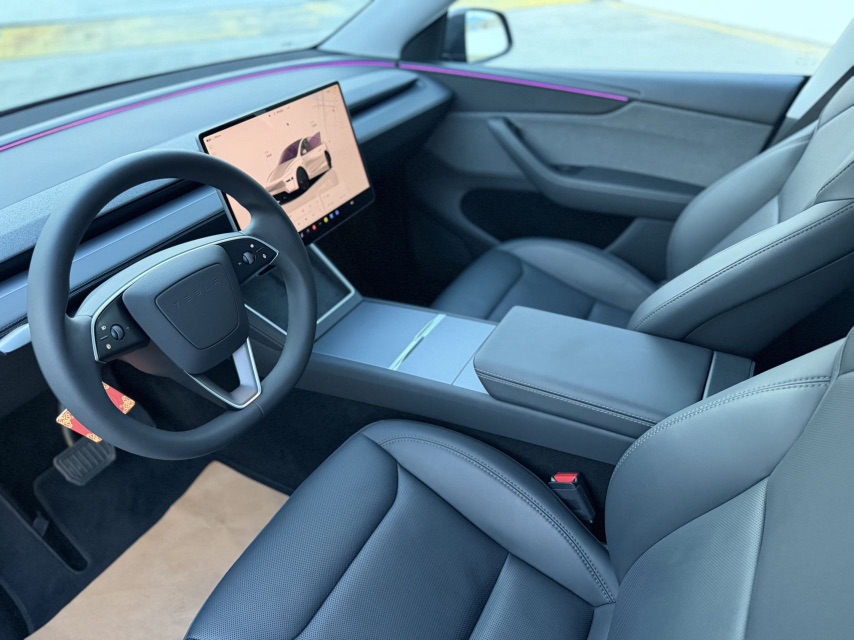 Tesla Model Y 2025 изображение автомобиля #4