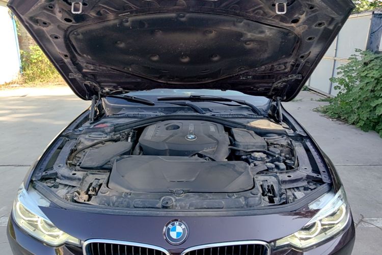 BMW 3 Series 2017 #20 BMW 3 Series 2017 car image #20