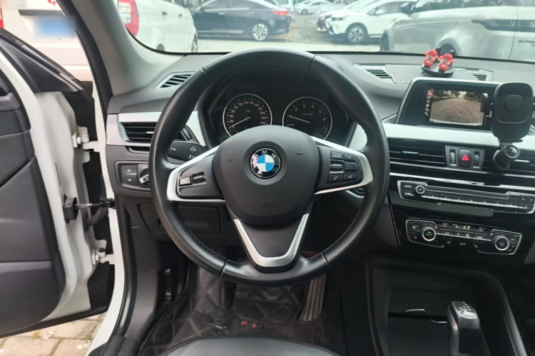 BMW X1 2017 immagine di auto #11