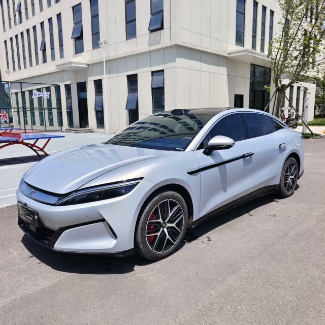BYD HanL 2025 car image 