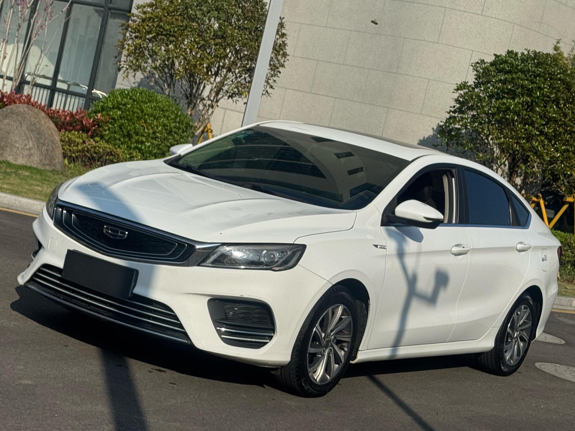 GEELY Binray 2020 car image 