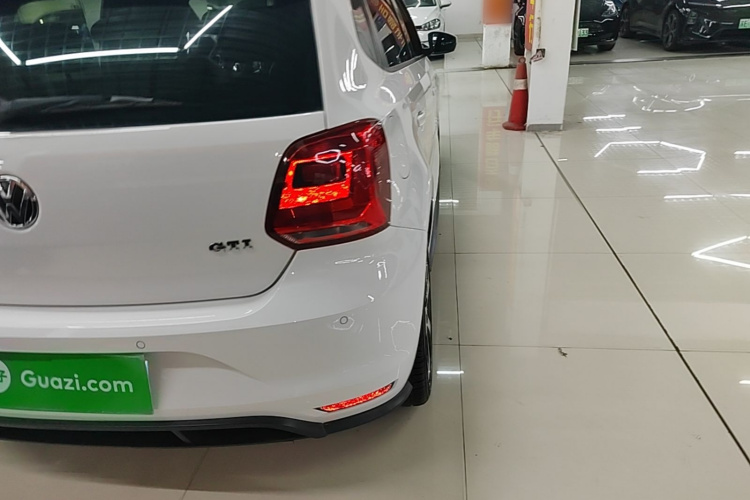 Volkswagen Polo 2019 #8 Volkswagen Polo 2019 car image #8