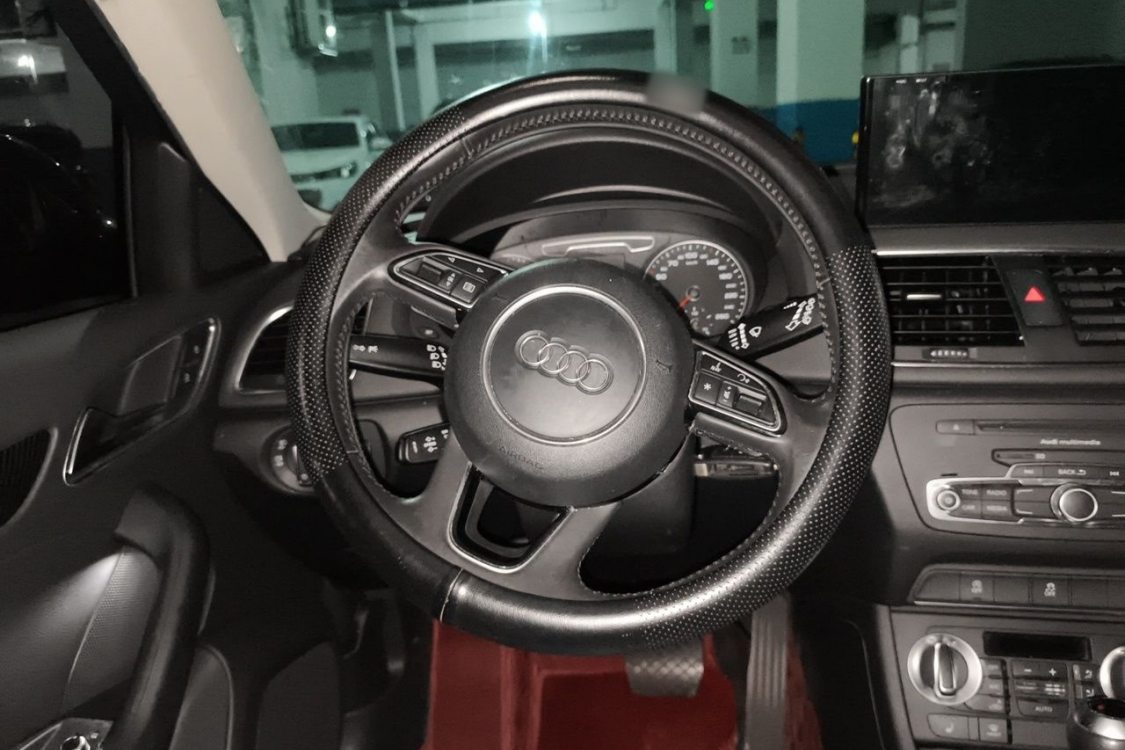 Audi Q3 2014 #22 Audi Q3 2014 car image #22