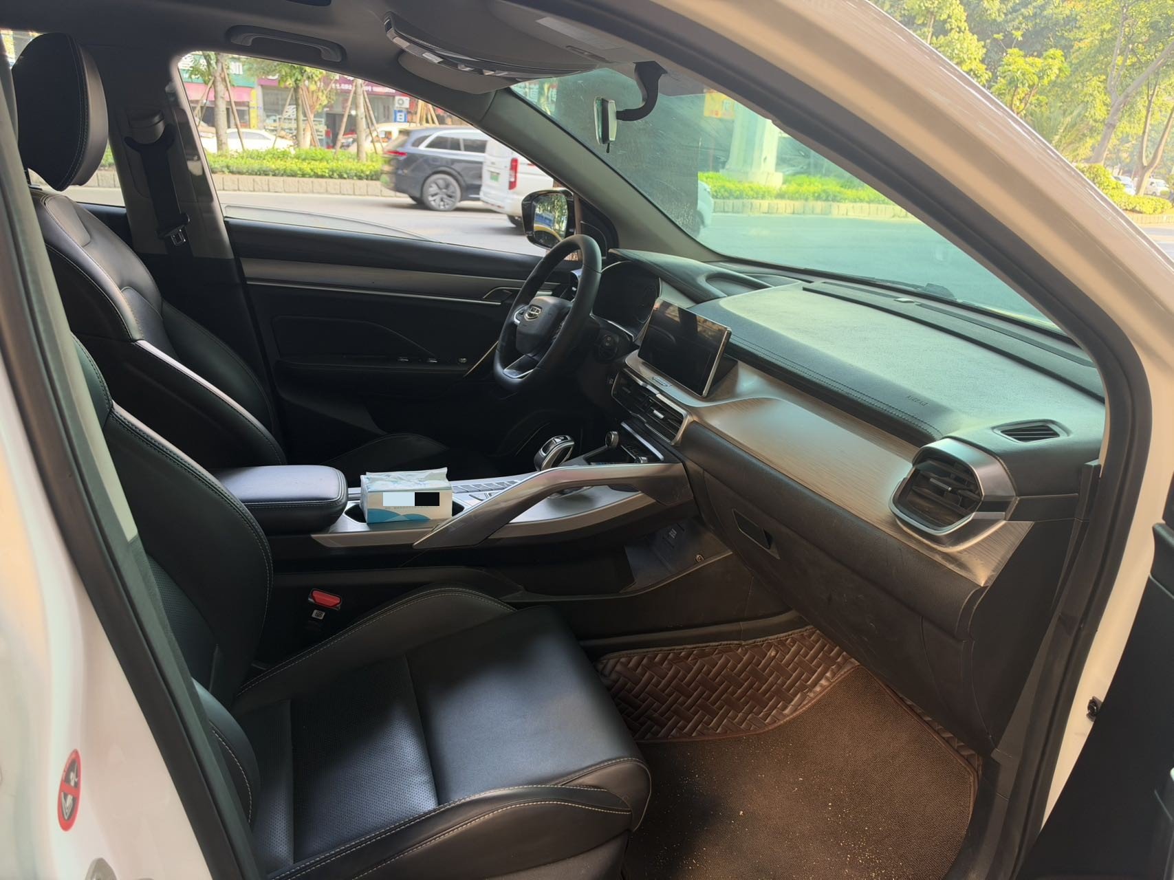 GEELY Coolray 2020 immagine di auto #3