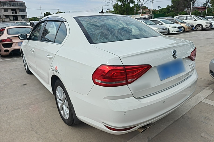 Volkswagen Lavida 2017 car image #5