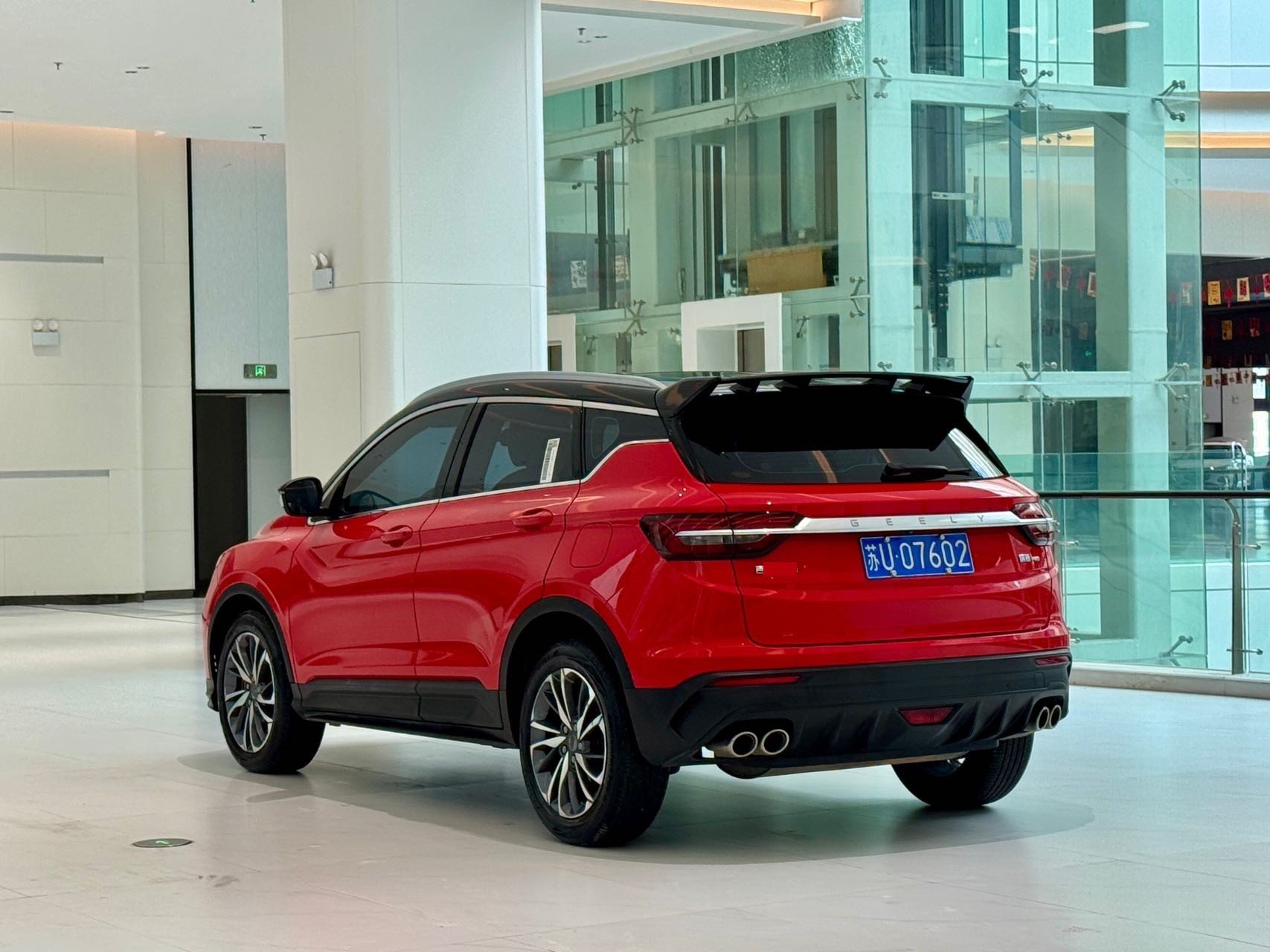 GEELY Coolray 2019 image de voiture #5