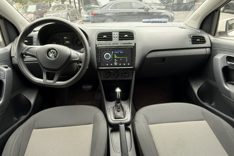 Volkswagen Polo 2019 #15 Volkswagen Polo 2019 car image #15