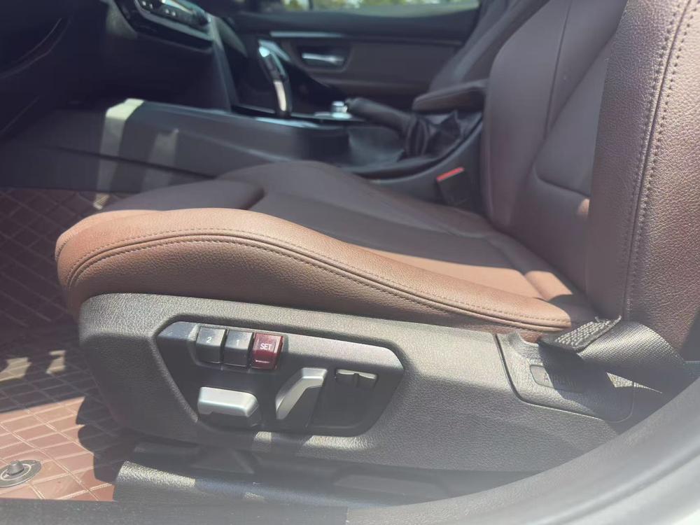 BMW 3 Series 2019 #23 BMW 3 Series 2019 car image #23