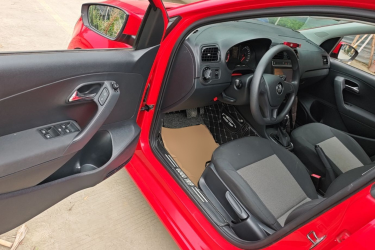 Volkswagen Polo 2018 #16 Volkswagen Polo 2018 car image #16