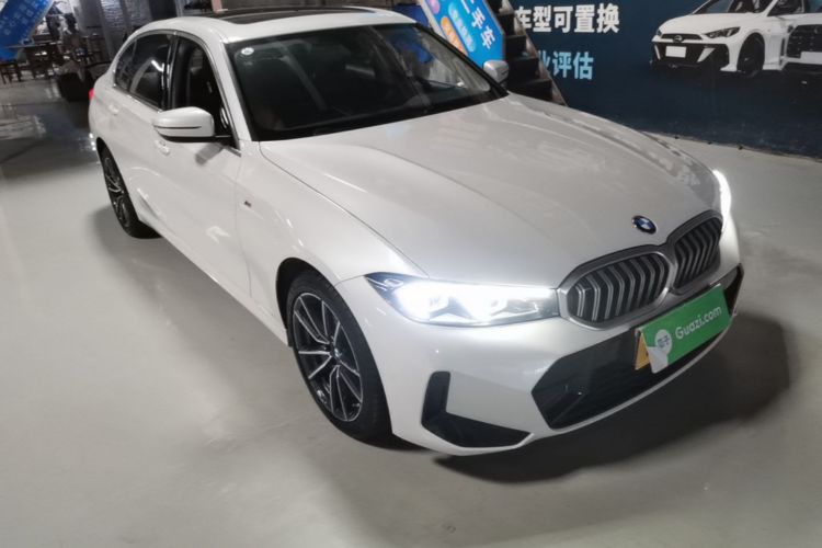 BMW 3 Series 2024 car image #6
