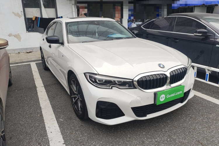 BMW 3 Series 2021 #4 BMW 3 Series 2021 car image #4