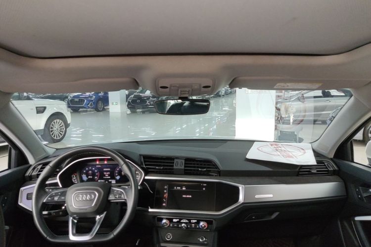 Audi Q3 2021 #18 Audi Q3 2021 car image #18