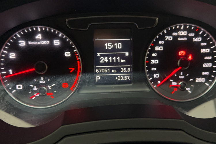 Audi Q3 2016 #9 Audi Q3 2016 car image #9