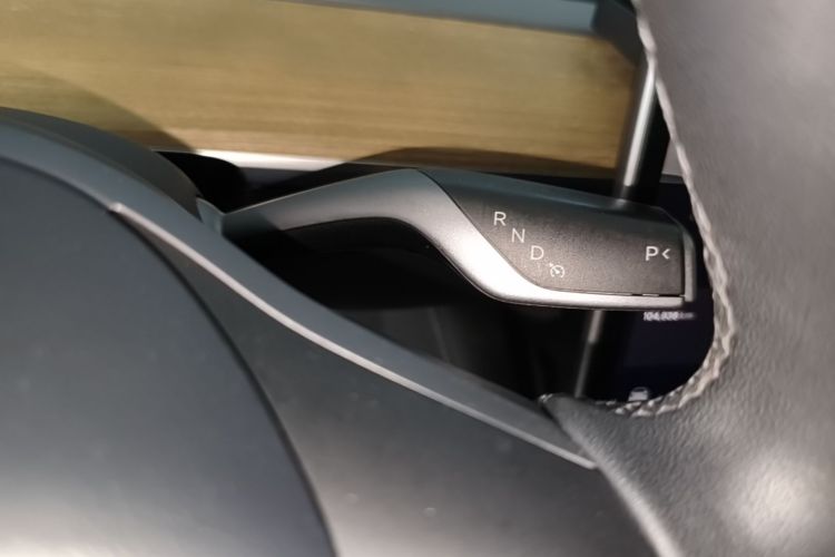 Tesla Model Y 2023 #18 Tesla Model Y 2023 car image #18