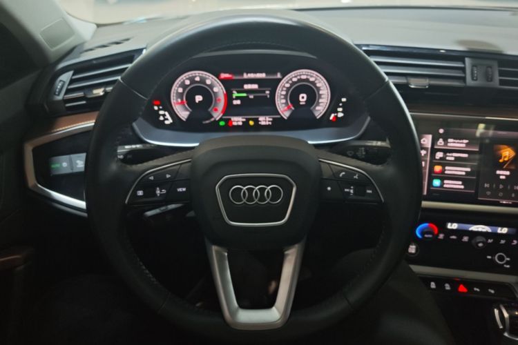 Audi Q3 2022 #15 Audi Q3 2022 car image #15